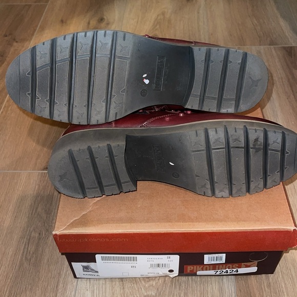 Pikolinos women’s red comfort boots, size 42. - Picture 5 of 5